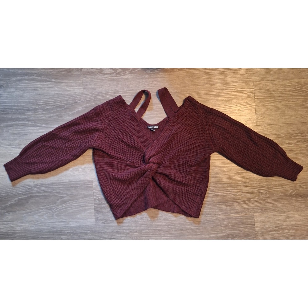 Fashion Nova Burgundy Twist Front Cold Shoulder Cropped Knit Sweater Size Medium - Picture 2 of 5